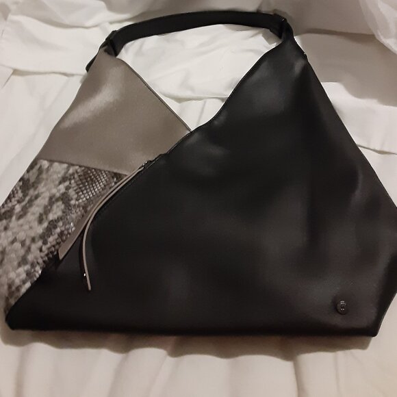 NWOT Mia and Luca By Bentley Vegan Leather Geometric Tri-Colored Shoulder Bag - Picture 1 of 9